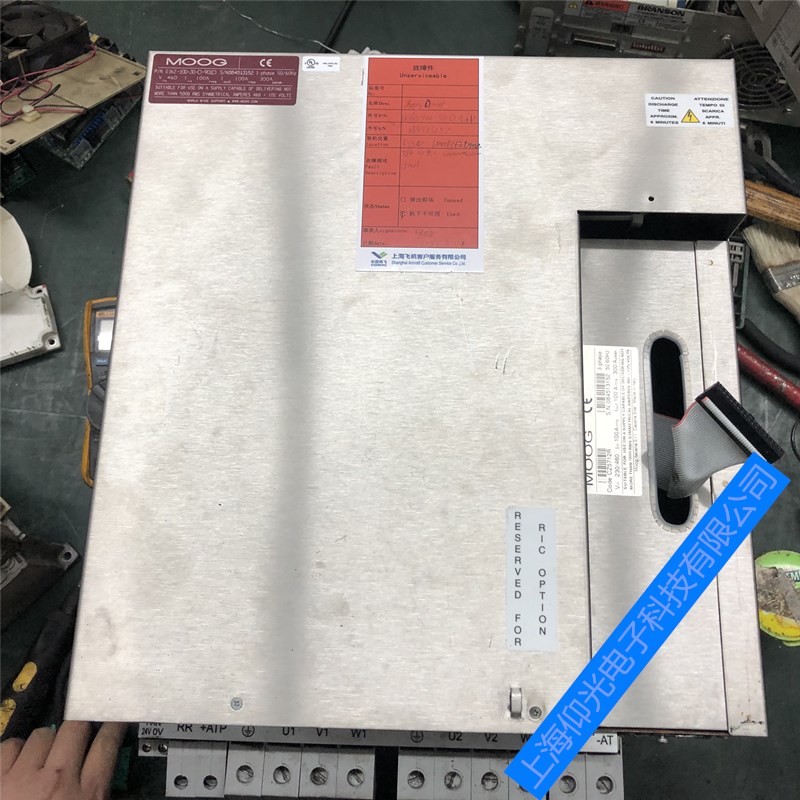 穆格伺服驅(qū)動(dòng)器伺服器上電無(wú)顯示報(bào)警維修,