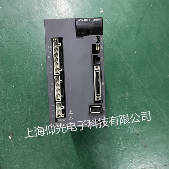 三菱伺服驅(qū)動(dòng)器維修過(guò)載MR-J3-200AN報(bào)ALE1修理