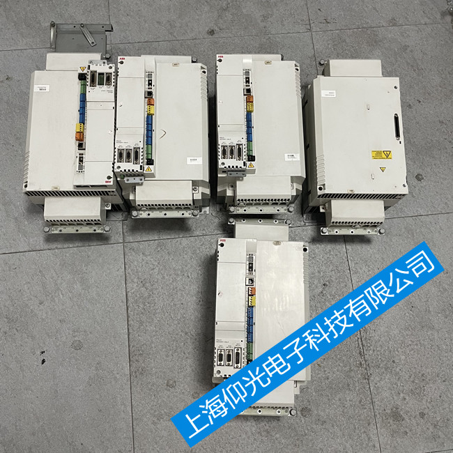 ABB MotiFlex e180伺服驅(qū)動器維修開機報警E1027