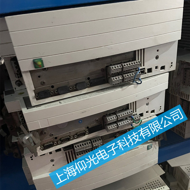 lenze倫茨9300系列伺服驅(qū)動器無顯示故障維修方法